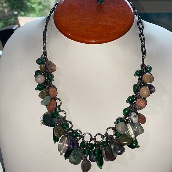 Vintage Semi Precious Stone & Green Glass Cluster Necklace - Picture 5 of 16